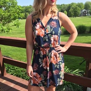 Stitch Fix- French Grey- Soft Navy Floral Dress 🌼